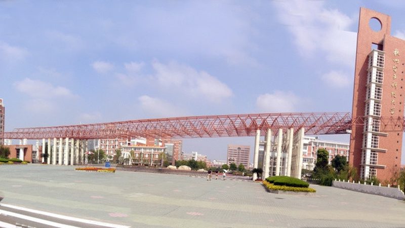 汽车继电器常见型号对照表：揭秘选型逻辑与适用场景